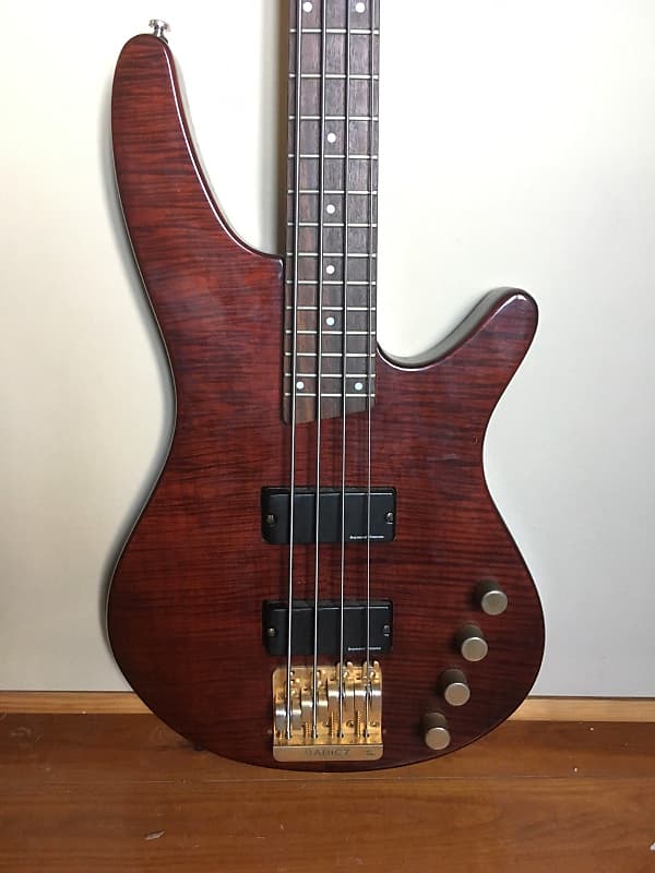 Ibanez SRX500 Bass (upgraded) Seymour Duncans, Babicz bridge, Grover  machines, gold hardware