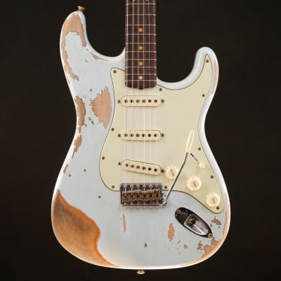 Fender Custom Shop Ltd 1963 Stratocaster Heavy Relic, Sonic Blue 914 7lbs 11.2oz image 4