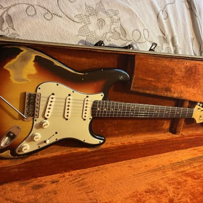 Fender  Stratocaster  1964 Sunburst image 1