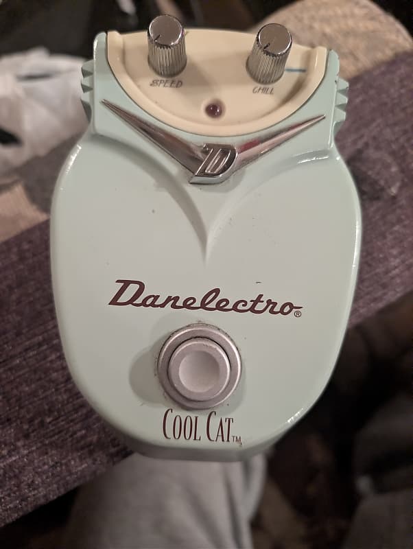 Danelectro Cool Cat Chorus