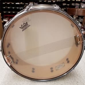 Pearl 4x14, 6 ply maple snare Natural Maple Lacquer image 3