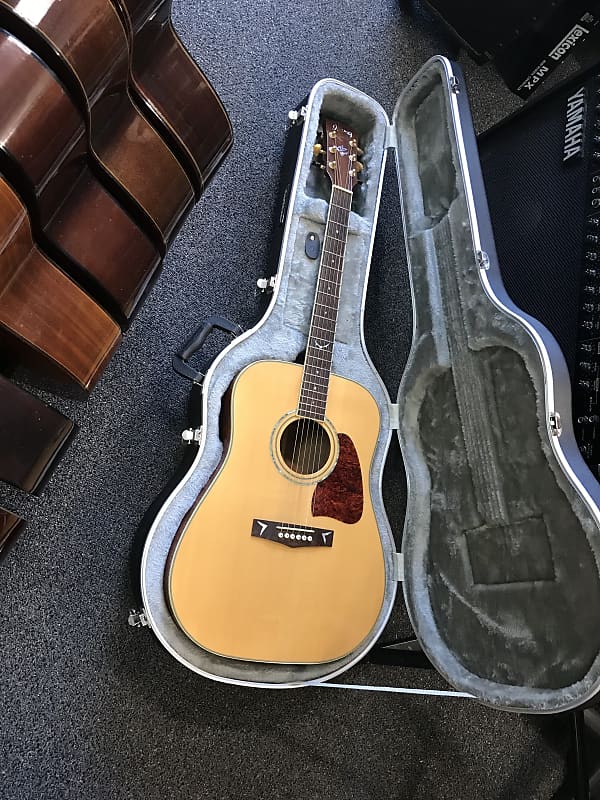 Ibanez Artwood AW300 made in Korea 2002 in excellent condition with new road runner hard case with keys. image 1