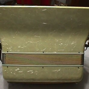 Italian Made Accordion Catalina 120 Bass & Five Stops 1960's Mother of Pearl & Gold Ready to Play image 9