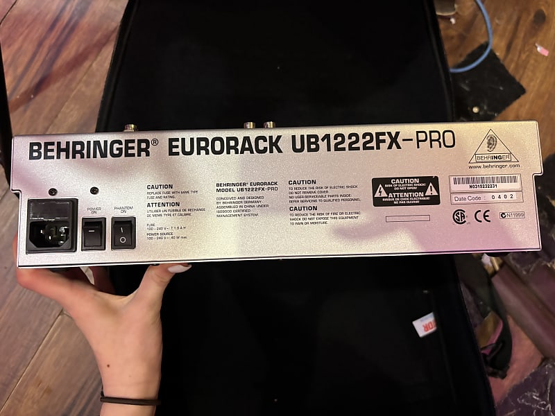Behringer Eurorack UB1222FX-Pro 16-Input Mic / Line Mixer with  Multi-Effects Processor