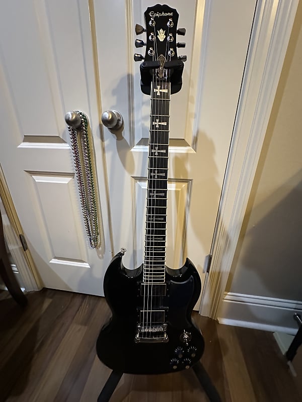 Epiphone Tony Iommi Signature G-400 | Reverb
