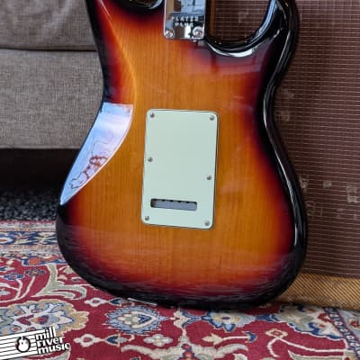 Fender Player Plus Left-Handed Stratocaster Sunburst 2022 Used image 4
