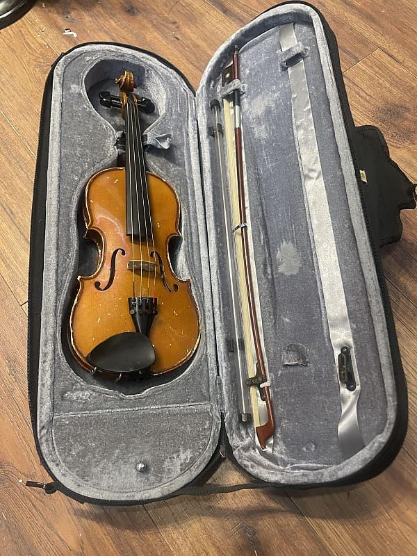 Cremona バイオリン Fecit Anno Domini 19 82 Cremona バイオリン Fecit Anno Domini 19 82 vintage violin