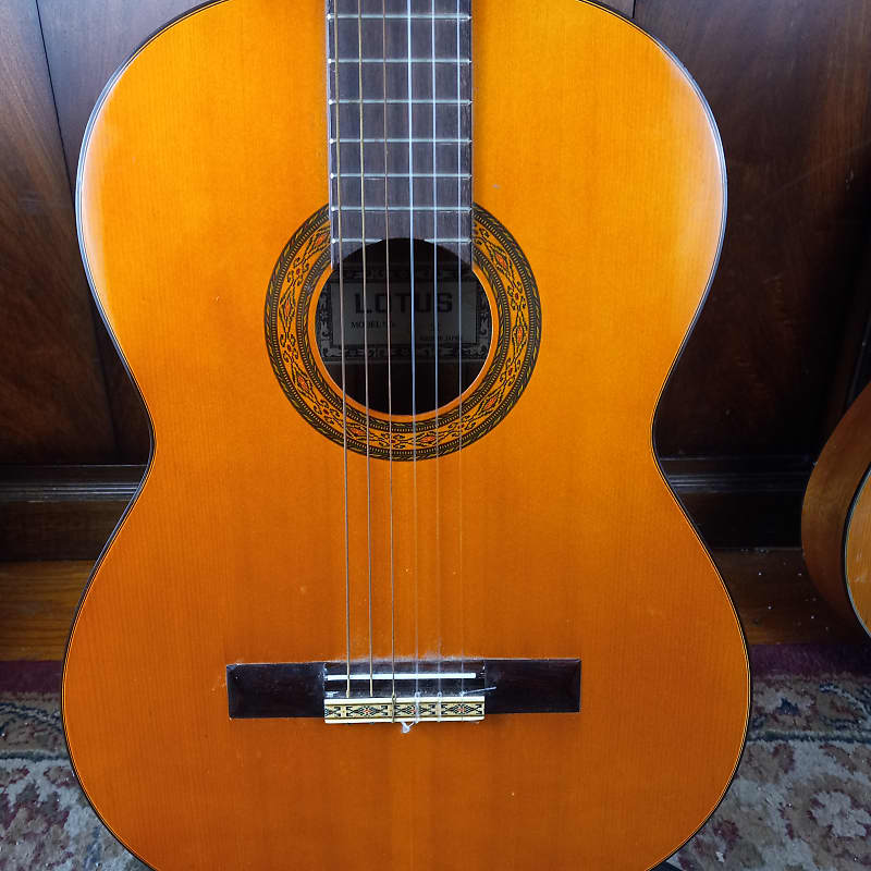 Lotus classical shop guitar