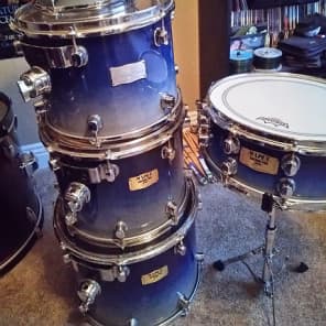 Mapex Saturn Series  Blue Fade Set (without Bass Drum) 4 toms, 1 snare image 1