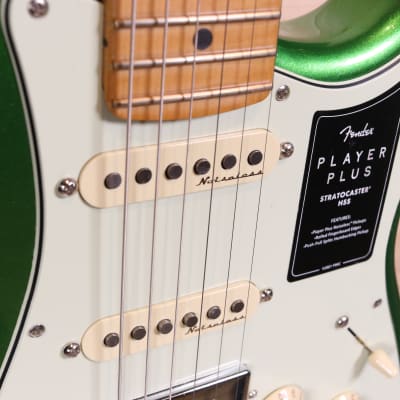 Fender Player Plus Stratocaster HSS - Maple Fingerboard, Cosmic Jade image 5