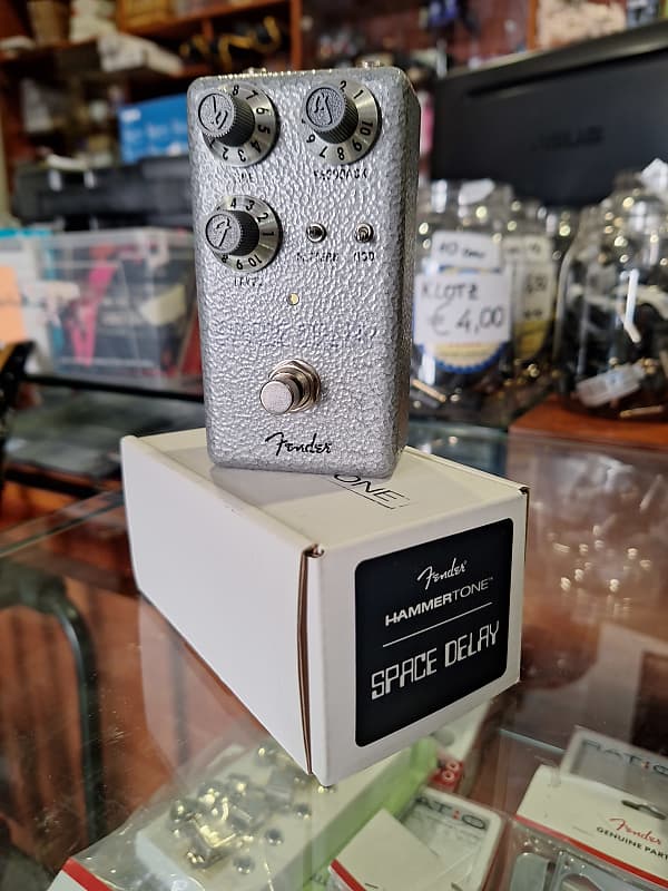 Fender Hammertone Space Delay