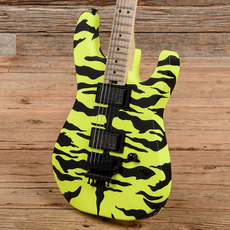 Charvel Satchel Signature Pro-Mod DK22 HH FR Yellow Bengal