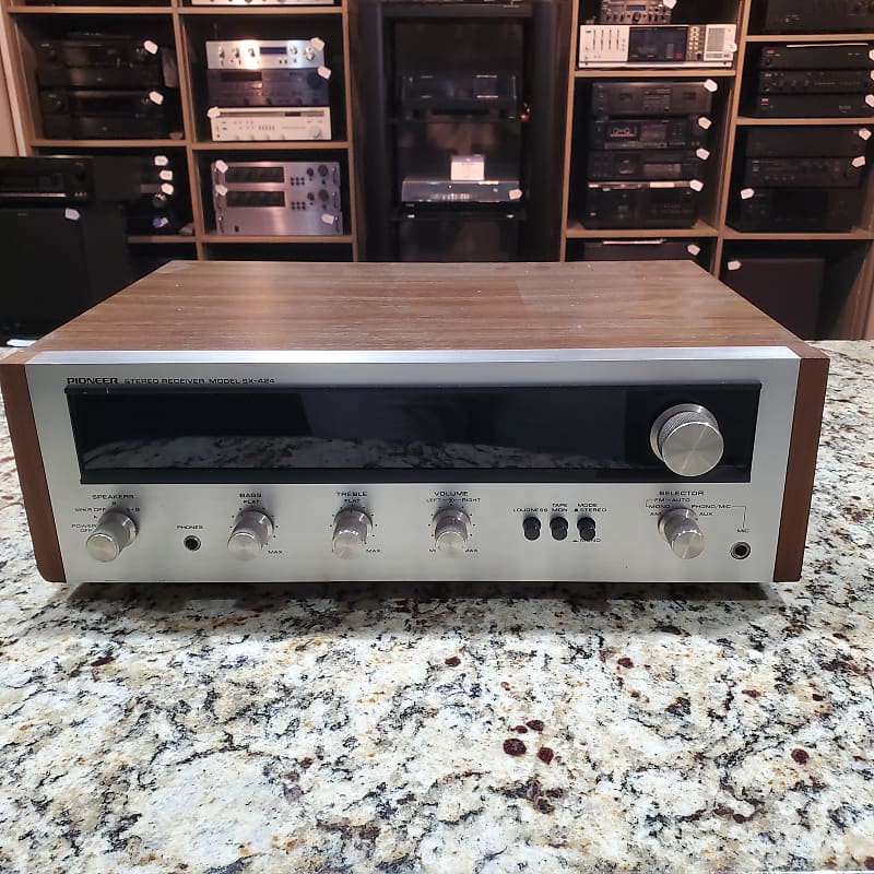 Pioneer SX-424 Stereo Receiver (1974 - 1976) - Silver - USED image 1