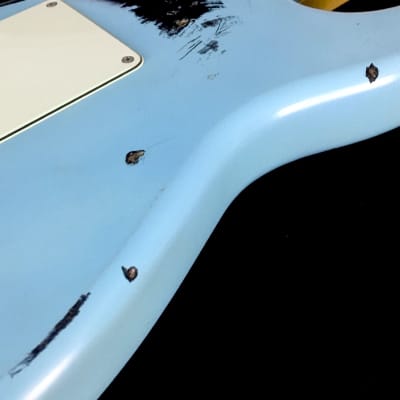 LEFTY! Custom Fender Heavy Relic ST60s Aged Daphne Blue Nitro Over Black Ash Strat 7.4 lb image 22