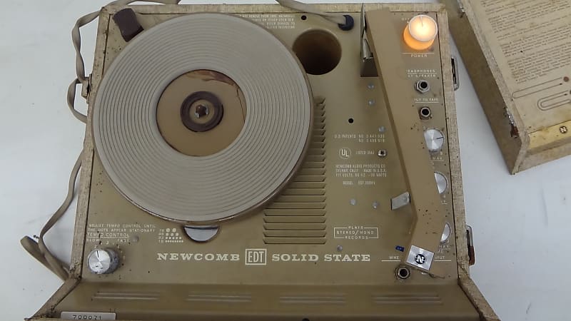 Newcomb EDT-15C Turntable Set - 1960's - For Parts or Restoration image 1