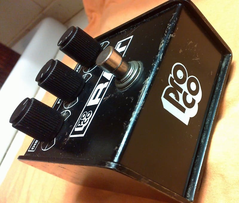 1986 ProCo Rat V3 Small Box Distortion Pedal Black