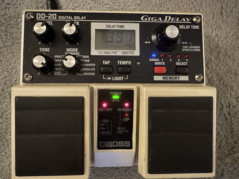 Boss DD-20 Giga Delay