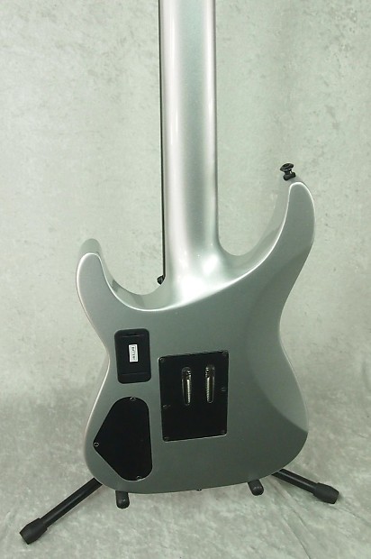 Jackson Soloist SLATTXMG3-7 - Silverburst | Sweetwater