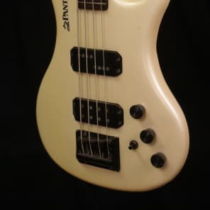 1986 Westone Matsumoku Made in Japan X750 Pantera Cream electric bass guitar all original with case image 4
