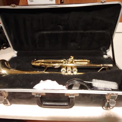 Bach TR300H2 Student Model Bb Trumpet image 1