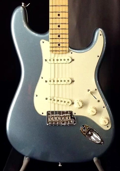 Fender American Deluxe Stratocaster Plus image 1