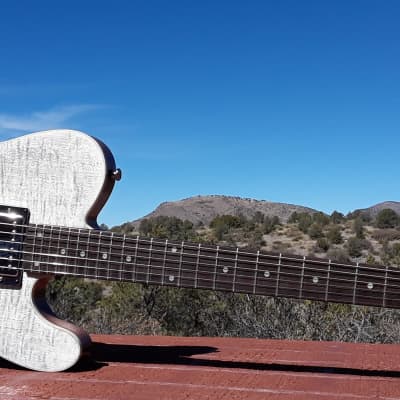 Durango Guitar Works - Stinger image 2