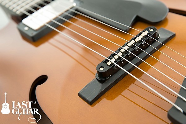 YAMAOKA ARCHTOP GUITARS 