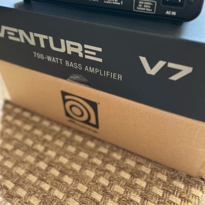 Ampeg Venture V7 700-Watt Bass Amp Head 2023 - Present - Black image 4