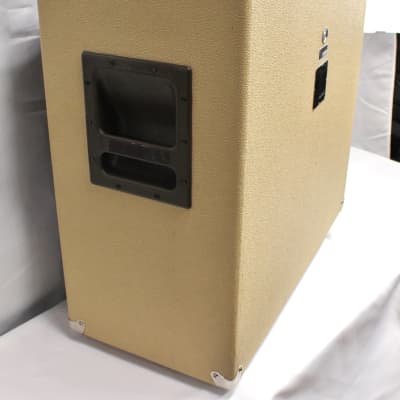 Fender Tonemaster 4x12 Guitar Amplifier Cabinet - Blonde 280W 16 Ohms image 6