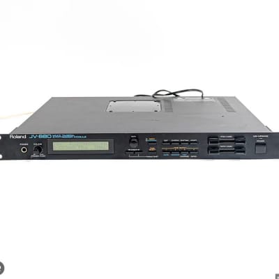 Roland JV-880 Multi Timbral Synthesizer Module 1992 - 1996 - Black