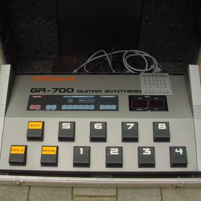 Roland GR700 80er