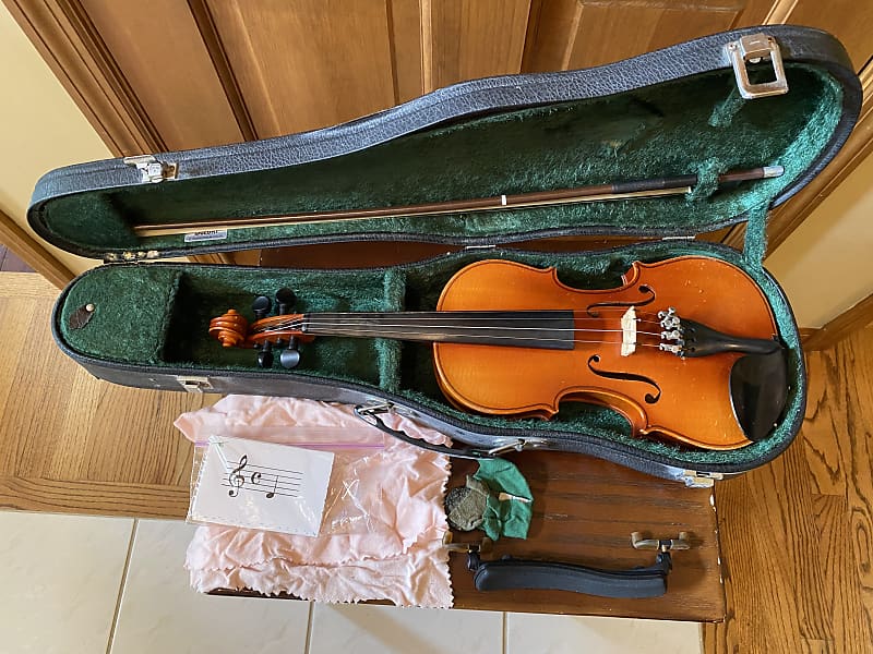 Suzuki No. 220 1/2 Violin 1983