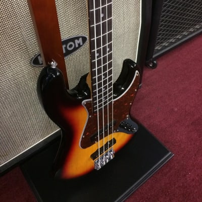 Tagima TW-73 Sunburst J-Style 4-String Bass [ProfRev] image 2