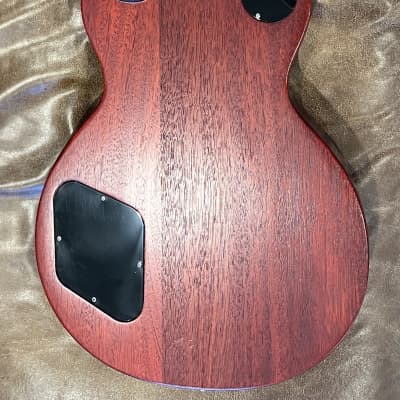 Gibson Les Paul Studio 2011 Wine Red Mint image 2