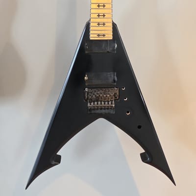 入手困難 Cort EVL-Z4 エレキギター マットブラック CORT Z4-EVL for sale - Price and Used Value