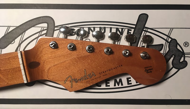 GENUINE FENDER ROASTED MAPLE VINTERA 50S Mod 