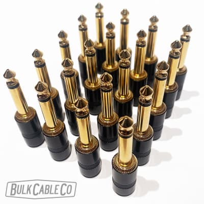 20 Pack - BulkCableCo 1/4" Straight Short Body Connector - DIY Patch Cables - For Guitar Pedal Boards & Effect Switchers - Short Straight 1/4" Connector - Black/Gold - MALE TS MONO - Stubby End