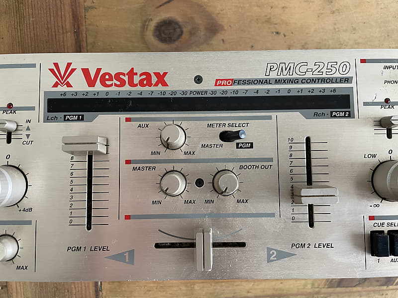 VESTAX PMC-250 (rare, classic collectors item) good condition