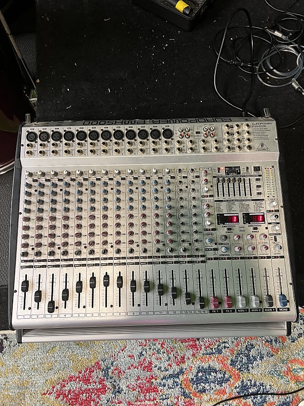 Behringer EUROPOWER PMH5000 powered mixer Reverb
