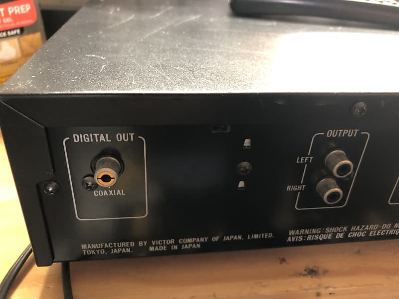 Vintage JVC XL-Z444 Audio CD player. Burr Brown DAC