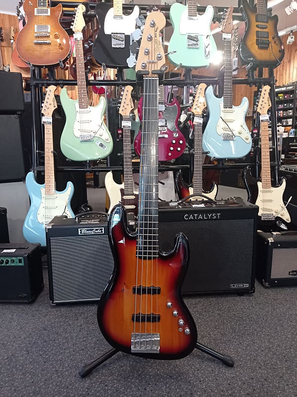 スクワイヤー　ベース　PR839 Squier DELUXE JAZZ BASS V PR:839 | Reverb