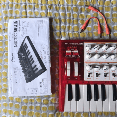 Arturia MicroBrute Red 25-Key Synthesizer 2014 - 2021 Red image 3