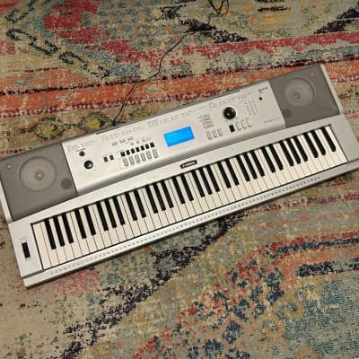 Yamaha DGX230 76-Key Portable Keyboard