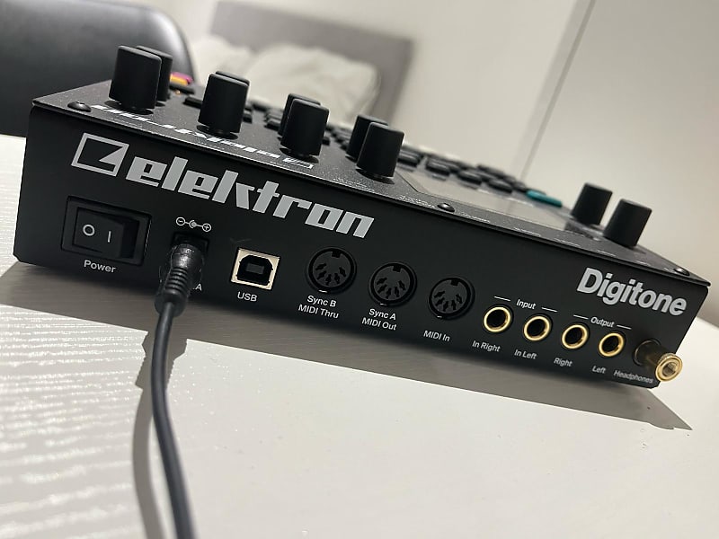 Elektron Digitone 「美品」 Elektron Digitone – DJ TechTools