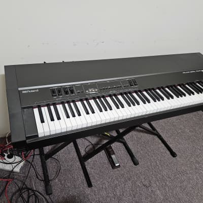 Roland RD-300S 88-Key Digital Piano 1988 - 1992 - Black