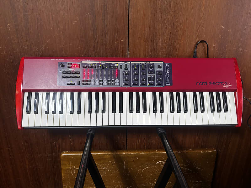 Hiro 】Nord Electro 2 Sixty one Nord Electro 2 Sixty-One Stage