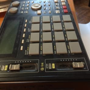 Akai MPC 1000 with JJOS | Reverb