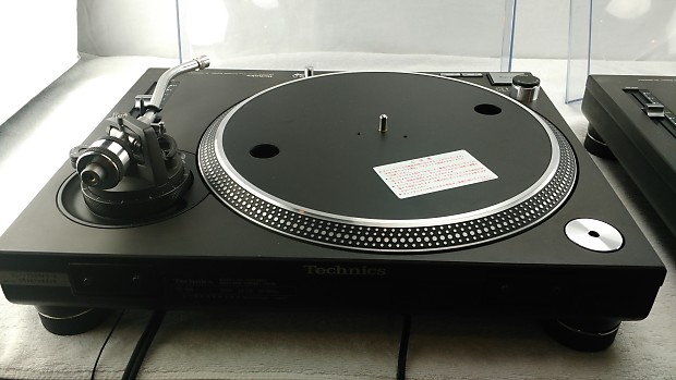 Technics SL-1200 MK3 Black Pair in Excellent Conditon