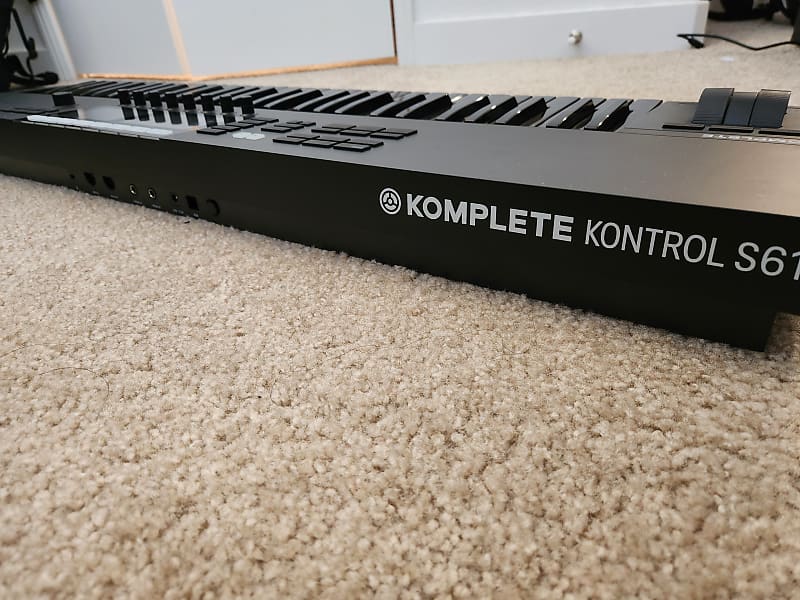 Native Instruments Komplete Kontrol S61 Mk2 - Limited Edition