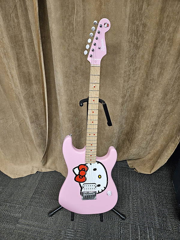 Squier Hello Kitty Stratocaster | Reverb Canada